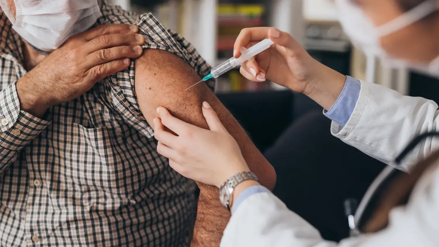 Son sutkada heç kim peyvənd vurdurmayıb