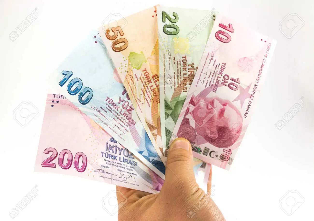 Lirə dollar qarşısında ucuzlaşmaqda davam edir