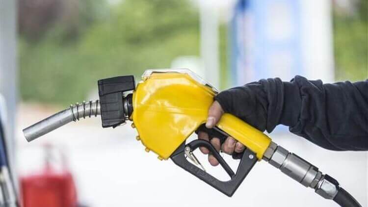 Ölkədə benzin və dizelin istehsalı azalıb