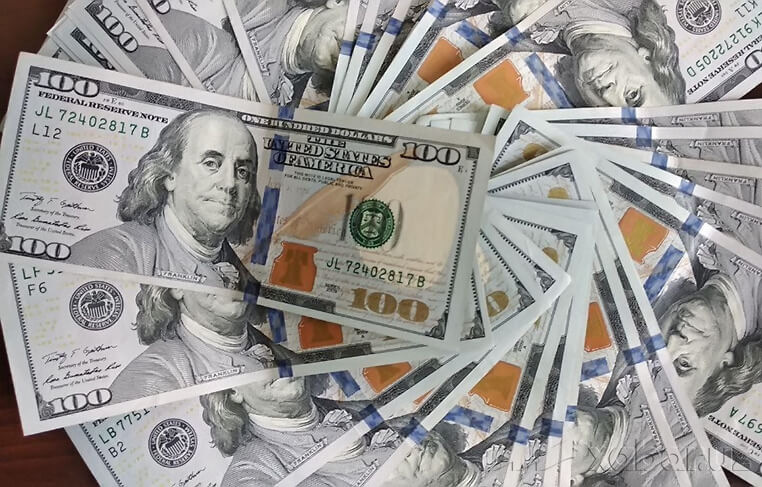 Bu gün banklar 49 milyon dollar aldı - HƏRRAC