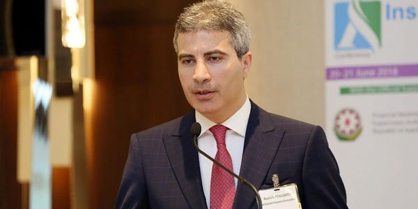 Sədr: "100 min manat dövriyyəsi olan restoranın rəsmi olaraq cəmi 1 işçisi var"