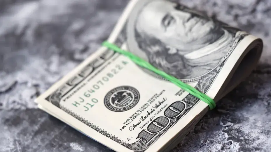 Bu gün banklar 56 milyon dollar aldı - HƏRRAC