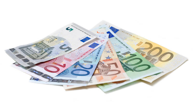 Rəsmi məzənnələr açıqlandı