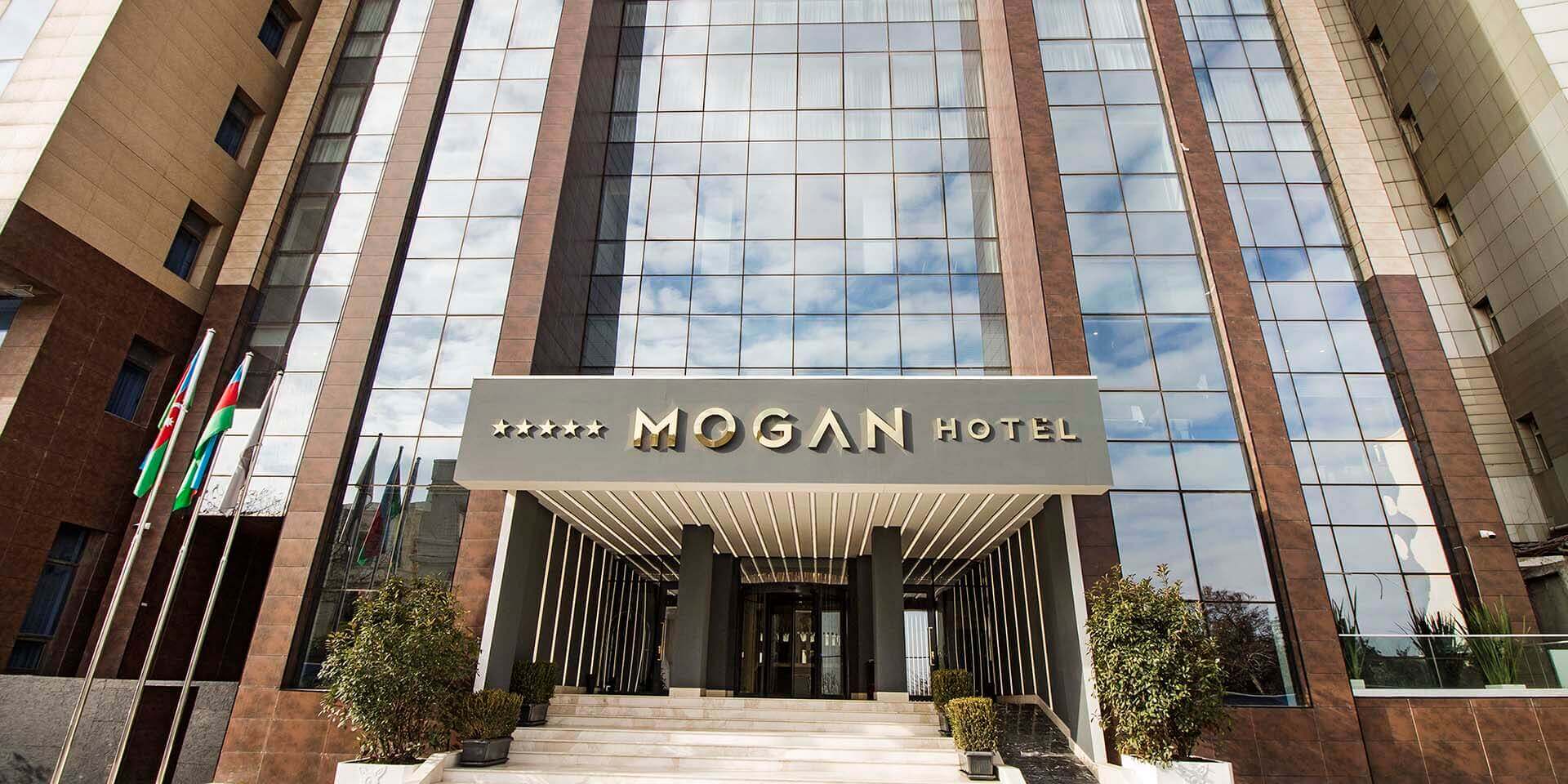 Məşhur hotel qaydaları pozur