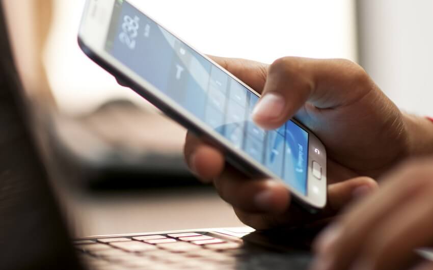 Bu il rabitə müəssisələri 1 milyard manatdan çox pul qazanıb