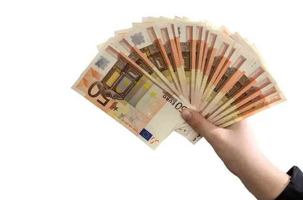 Rəsmi məzənnələr açıqlandı