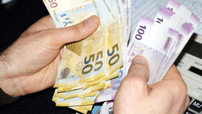 Naxçıvanda orta maaş 587 manata çatıb