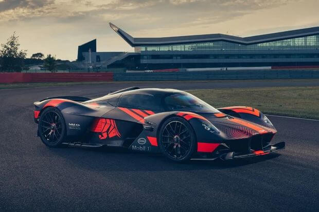 “Red Bull” avtomobili on milyon manata satışa çıxarılacaq