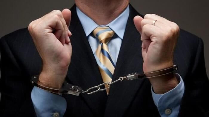 Sabirabadın baş memarı saxlanılıb