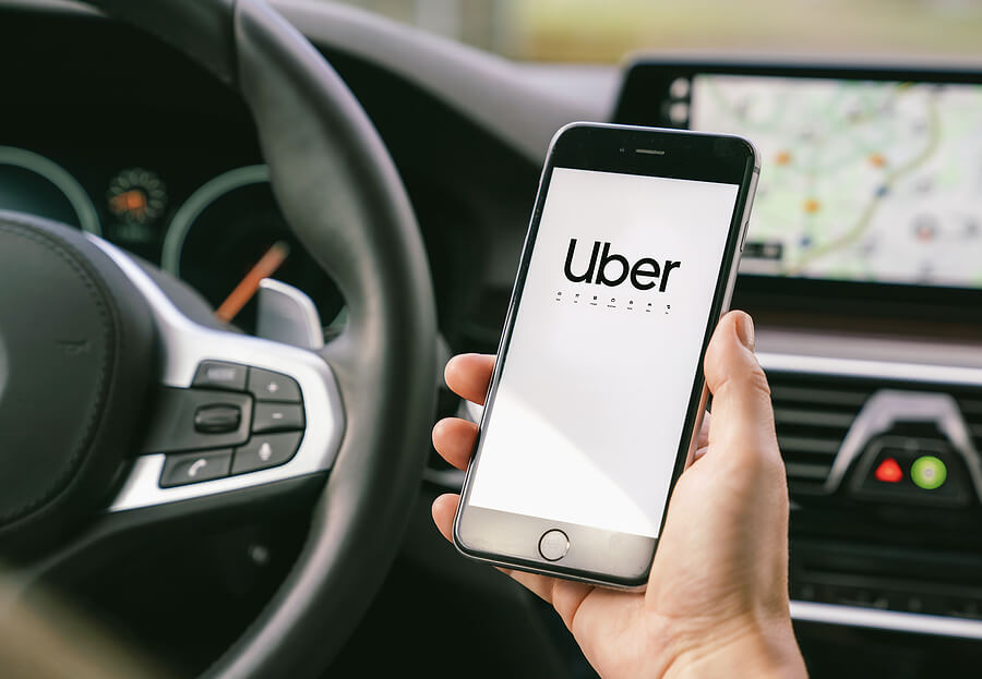 "Uber" rəhbərliyinin fırıldaqları: başdan iylənən şirkət