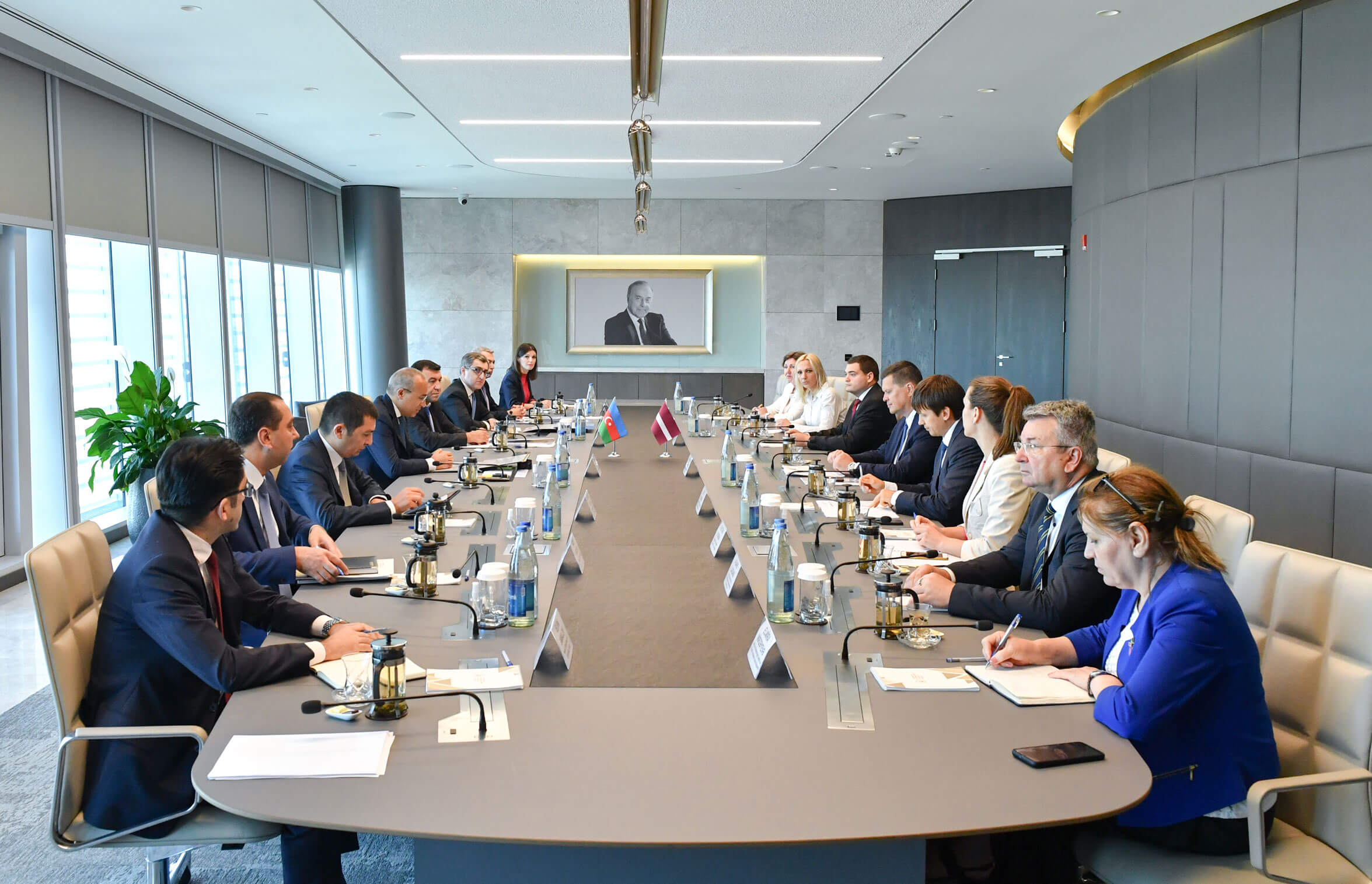 Latviya şirkətləri azad edilmiş ərazilərin bərpasına cəlb edilə bilər