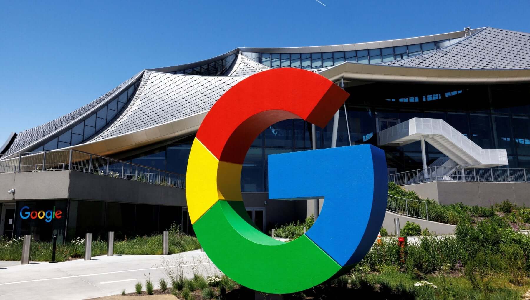 Rusiya “Google”u 360 milyon avro cərimələdi