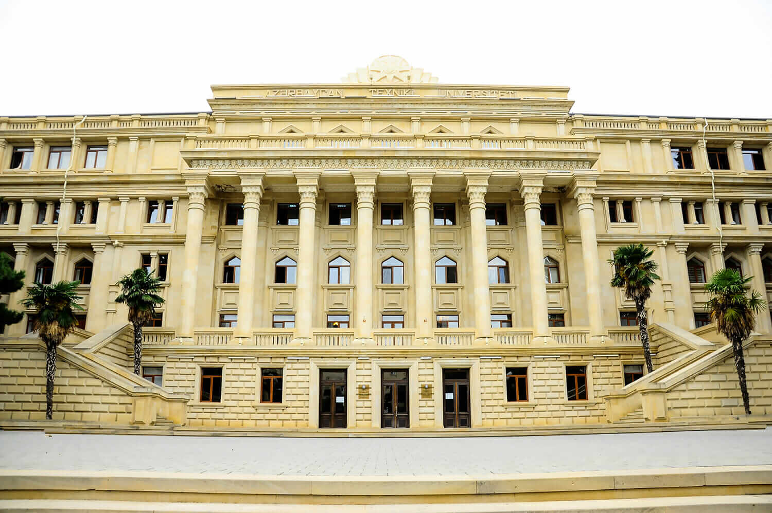 Bu Universitetin rektoru vəzifəsindən azad edildi