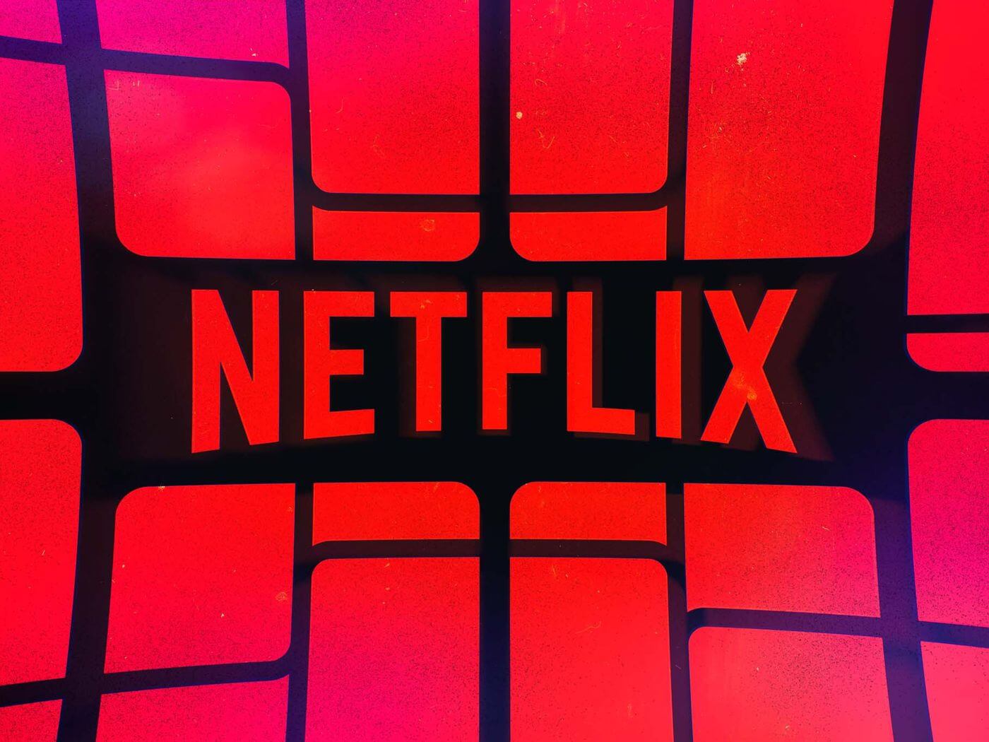 "Netflix" 1 milyona yaxın abunəçi itirib