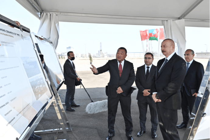 Prezident: "Burada 400 nəfər işləyəcək, yaxşı maaş alacaq"