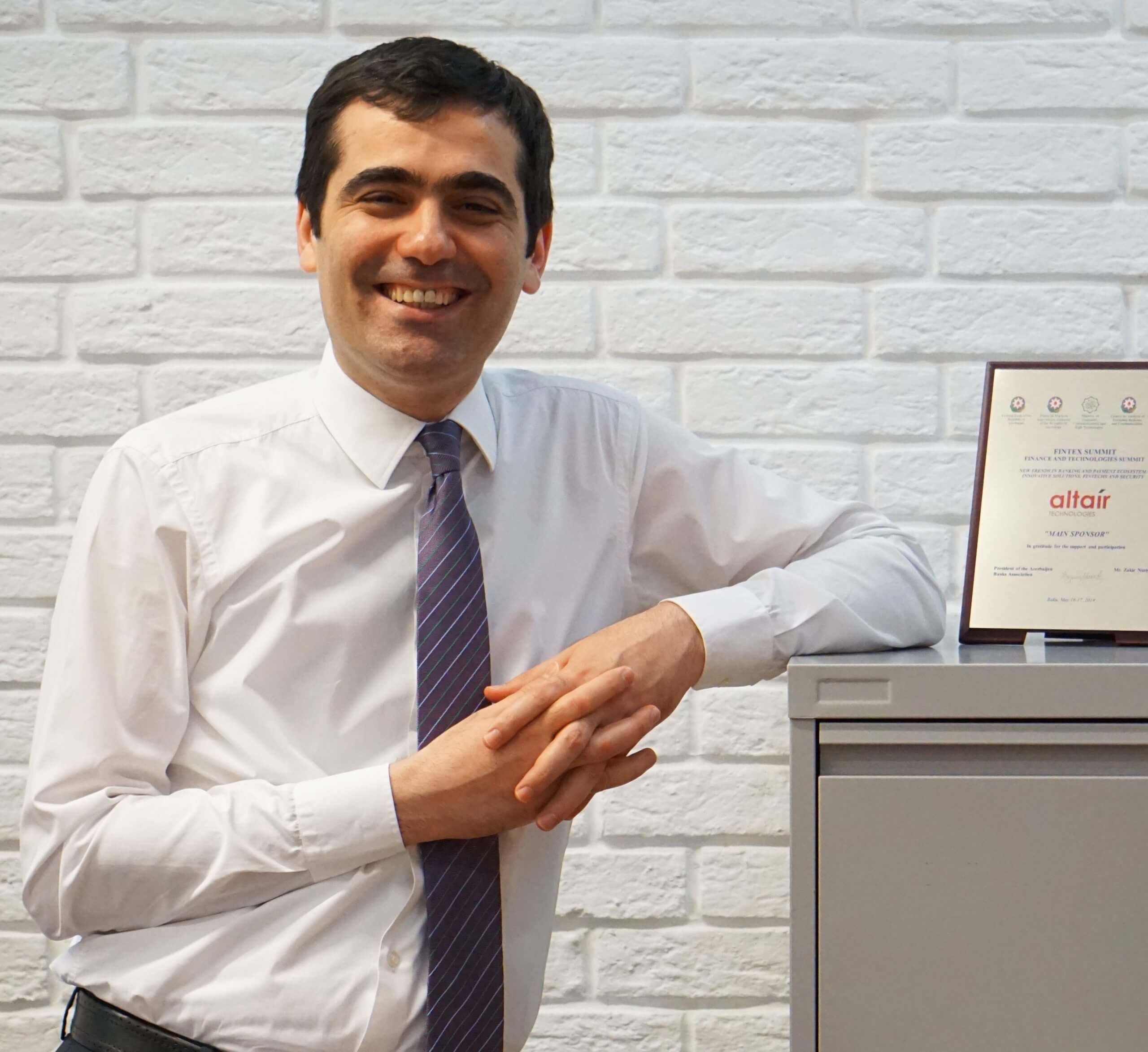 "İT sektorunda rəqabət yoxdur" - MÜSAHİBƏ