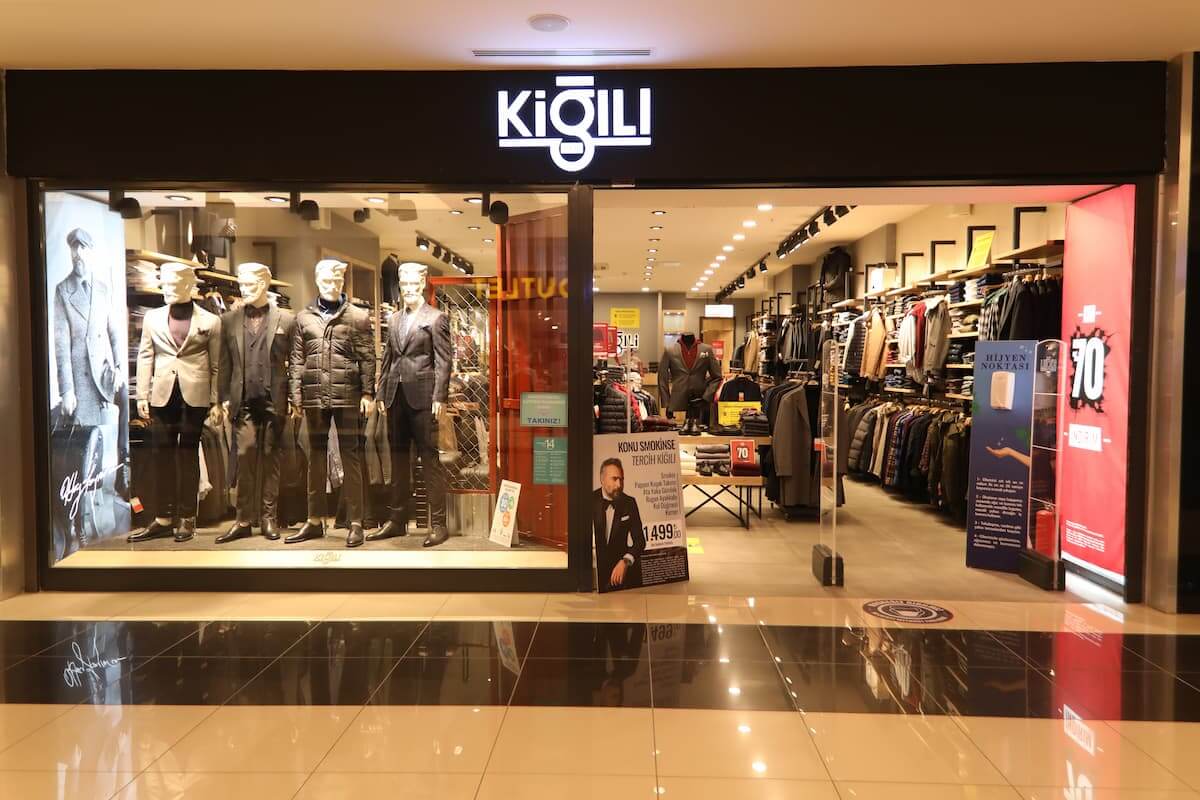 Bakıda "Kiğılı"nın filial müdiri iş yerində ölü tapıldı