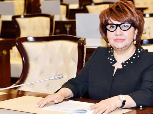 Deputatın CV-si gündəm oldu - FOTO