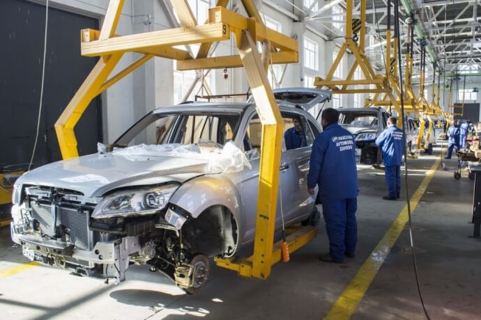 Bu il 1200-dən çox avtomobil istehsal etmişik