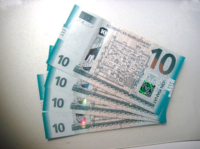 Müəllimlərin maaşlarına aylıq əlavə edildi - RƏSMİ