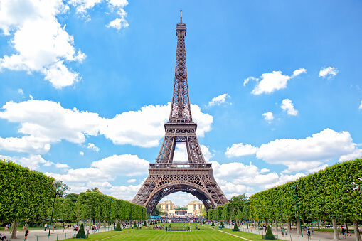 Eyfel qülləsinin boyanmasına 84 milyon avro xərclənəcək