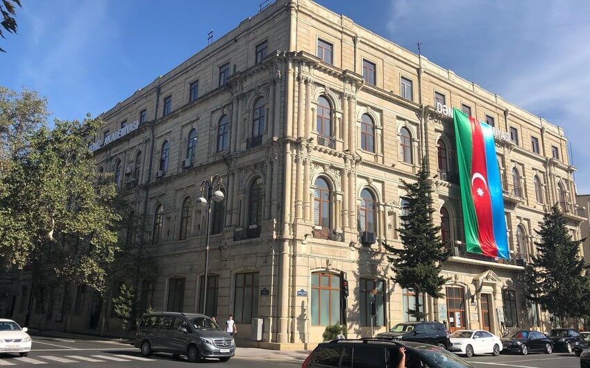 Akademiya dekan və kafedra müdiri axtarır - VAKANSİYA