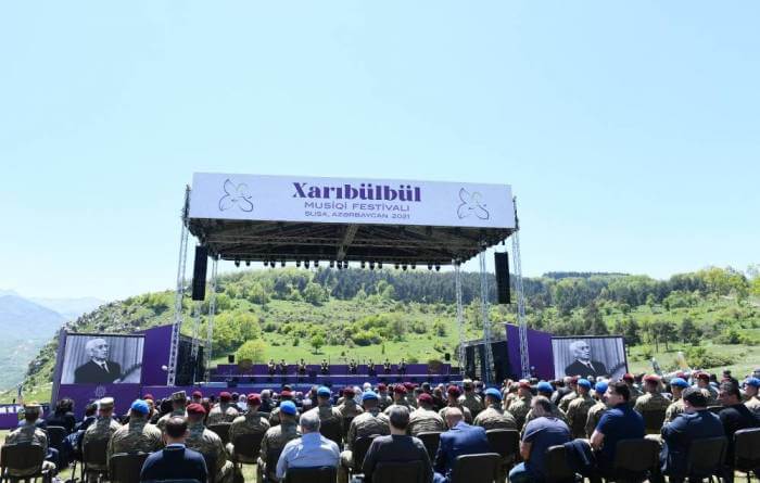 "Xarıbülbül" festivalında qonaqların otel və yemək xərci 380 min manat tutub