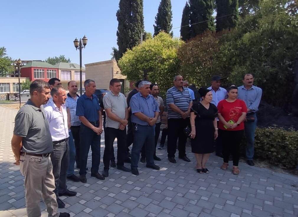 Qazaxda “Açıq mikrofon”a səsləndirilən müraciətlər bunlar oldu