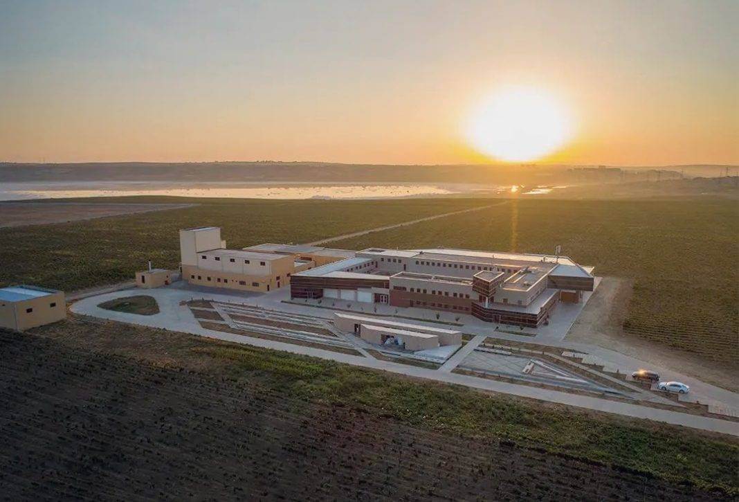 Satışa çıxarılan zavodun 550 min manata yaxın vergi borcu var