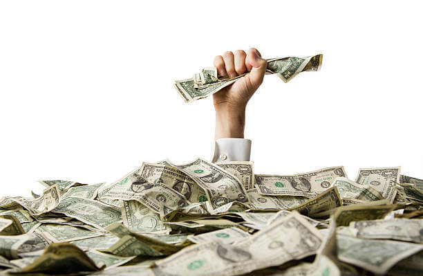 Avqustda bankların dollara tələbi ikiqat artıb