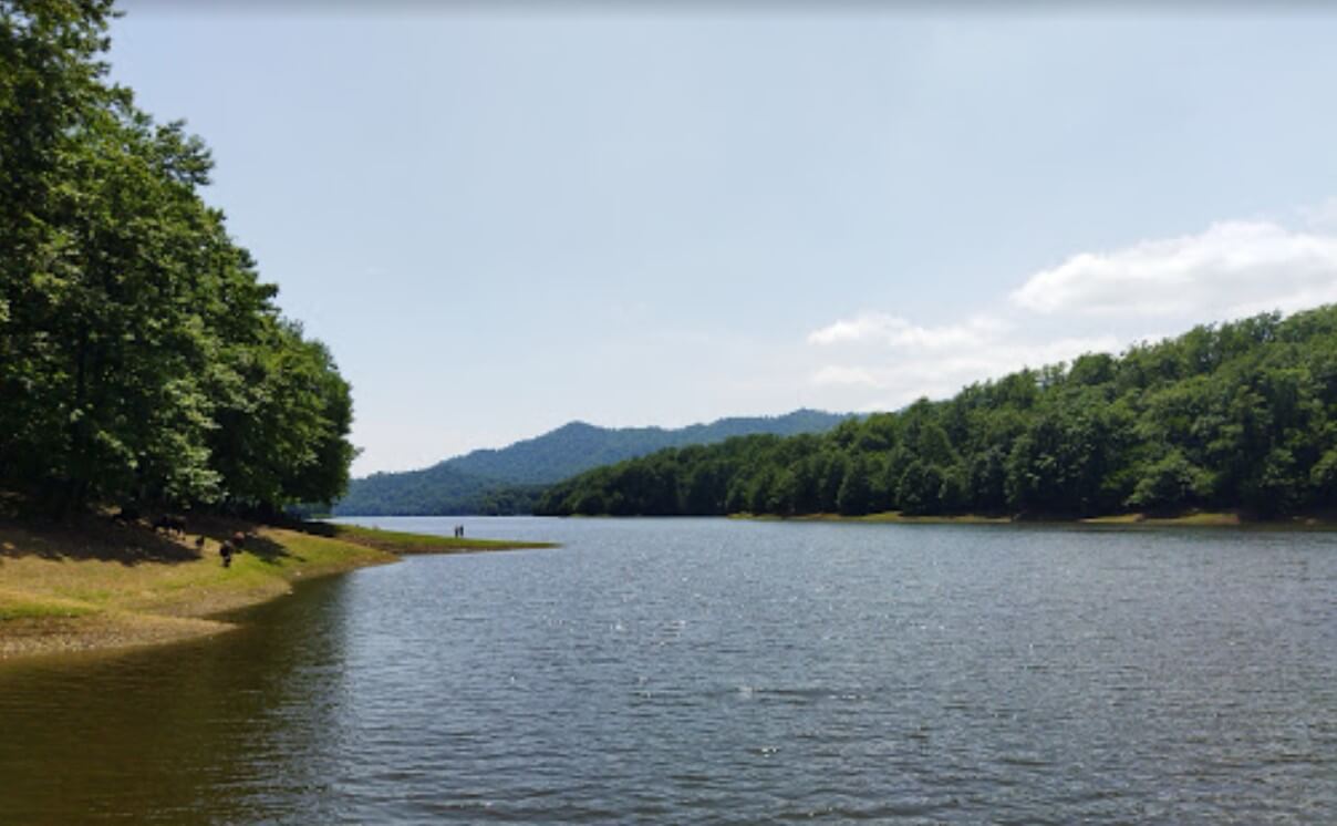 Xanbulan gölünə giriş niyə ödənişlidir?