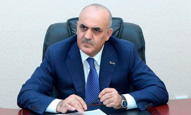 Sabiq nazir mobil nömrəsini bu qiymətə satışa çıxardı