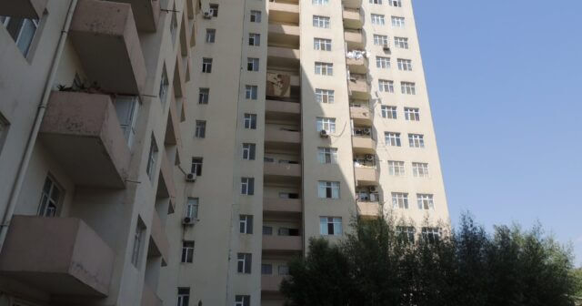 Üç tikinti şirkətinin sahibi sakinlərə “qan uddurur”