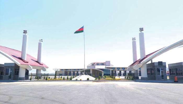 Naxçıvana turist kimi gələn türkiyəlilərin Bakıya uçması qadağan edildi