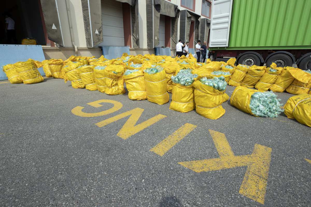 Çindən gətirilən 3 mindən çox balıq toru gömrükdə saxlanıldı