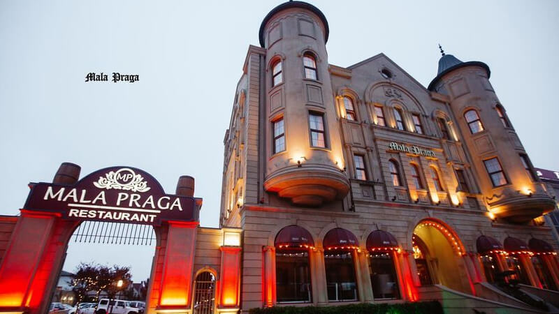 Bakıda restoranda inanılmaz olay: Toy sahibləri kütləvi şəkildə aldadıldı