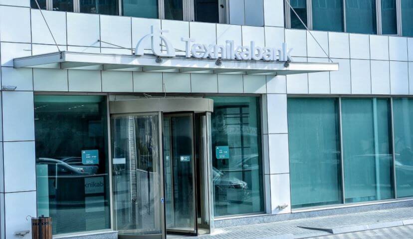 Bu bankın əmlakı hərraca çıxarılır