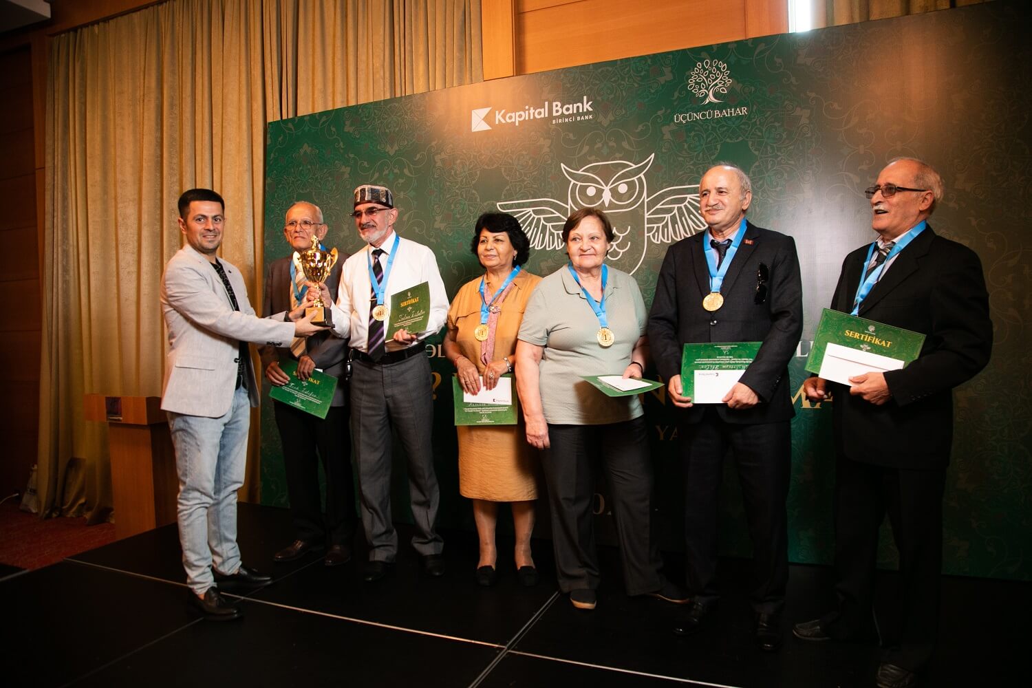 “Kapital Bank” ahıllar üçün bilik yarışı təşkil etdi