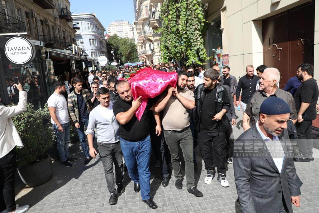 Rəhimin dostları: "Son bir ildə özünə qapanmışdı"