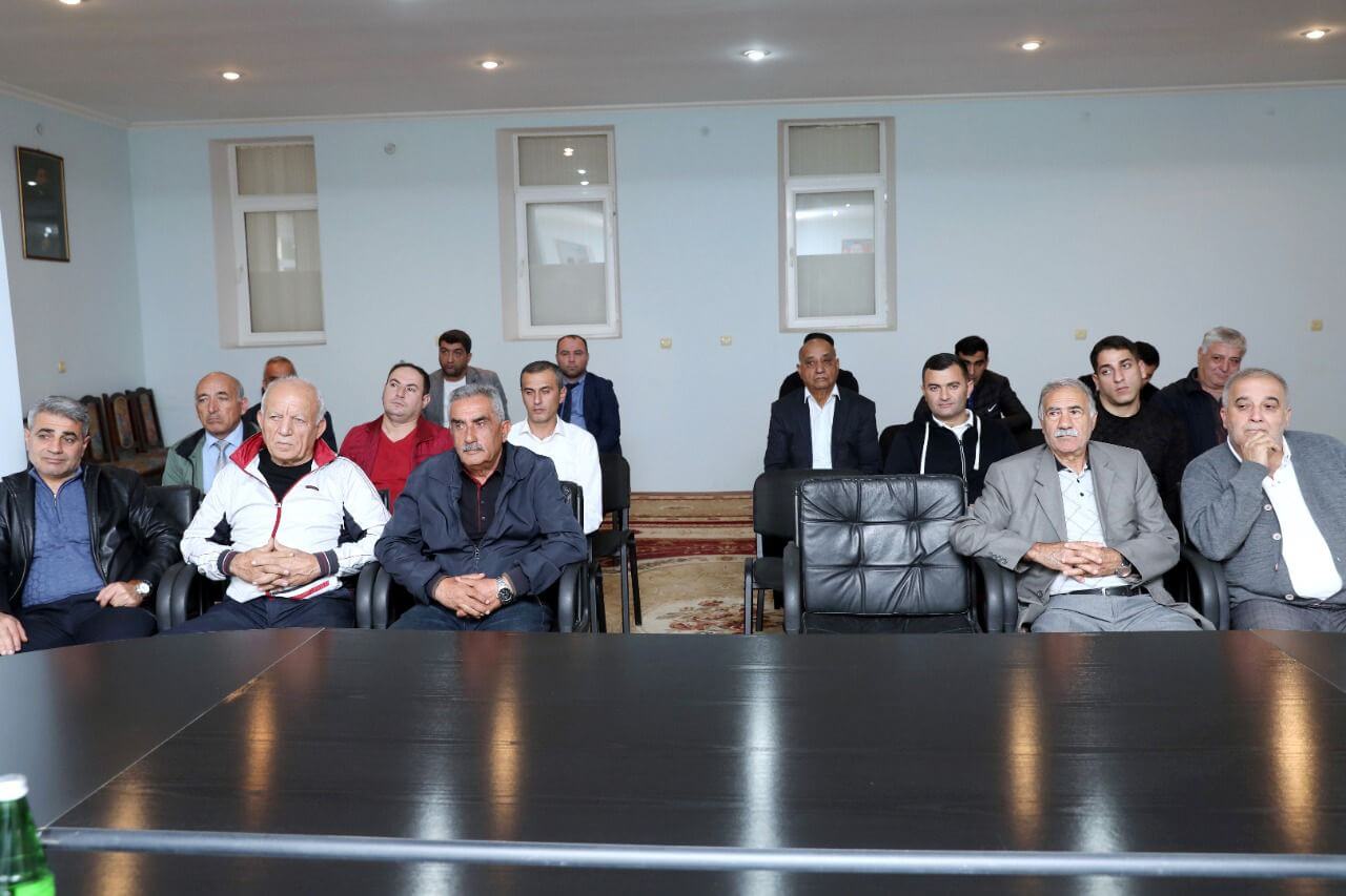 “Azəriqaz”ın məsul şəxsləri Sumqayıtda sahibkarlarla görüşüb