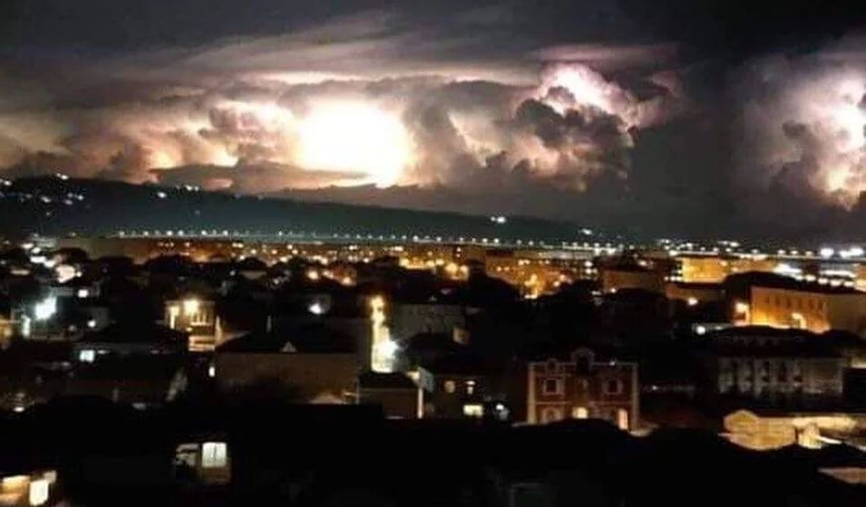 Bakı səmasında bu görüntü hamının marağına səbəb oldu - FOTO/VİDEO