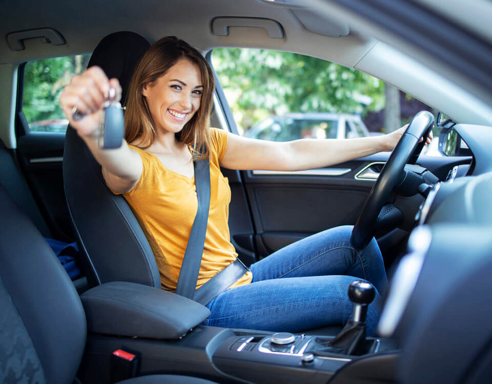 Ər və arvad icazəsiz avtomobili idarə edə bilməz - RƏSMİ AÇIQLAMA