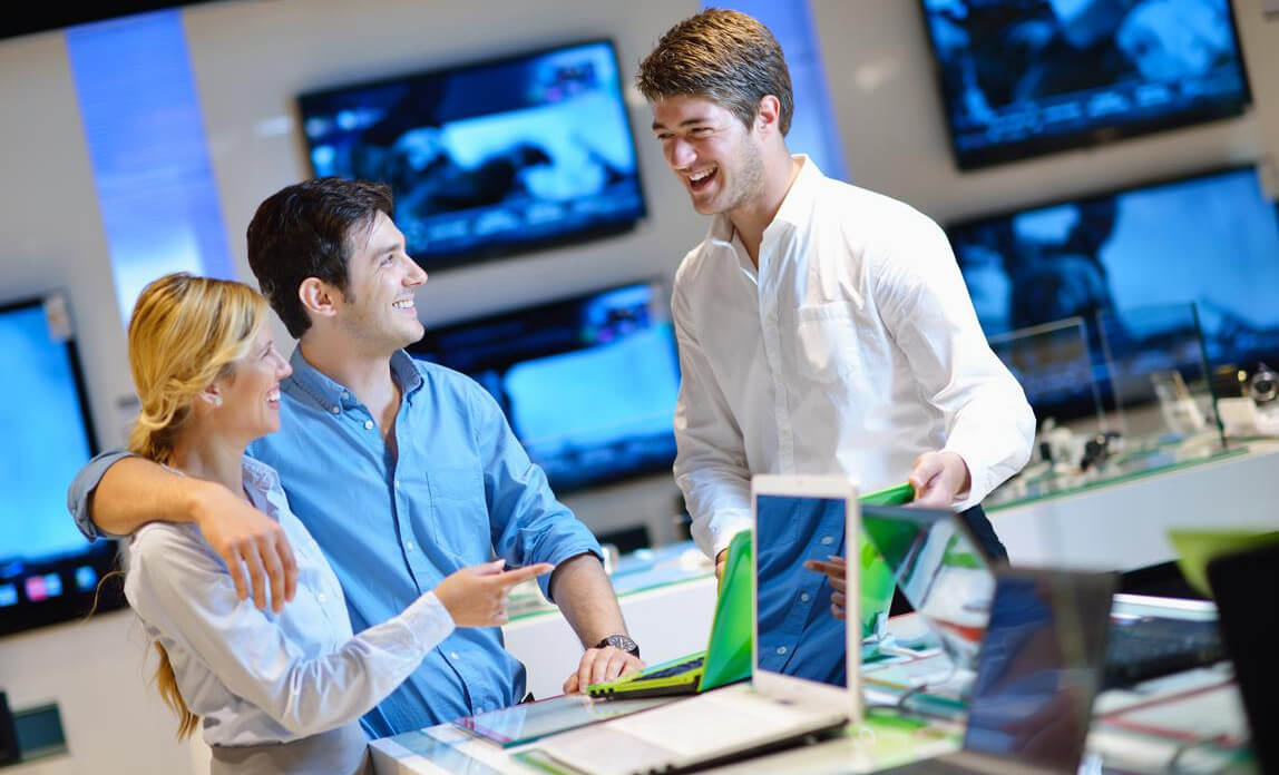 Qlobal kompüter satışları kəskin azalıb