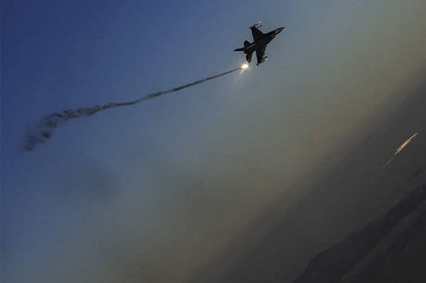 ABŞ qırıcısı qəzaya uğradı - VIDEO