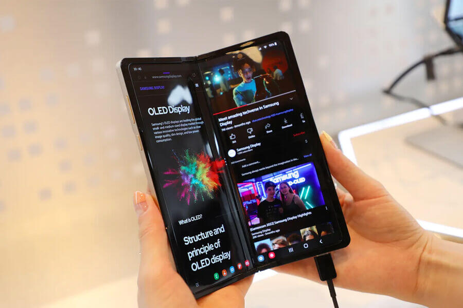 “Samsung” yeni qatlanan smartfonlarını təqdim edəcək - TARİX