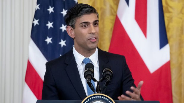 İngiltərə baş nazirindən süni intellekt xəbərdarlığı