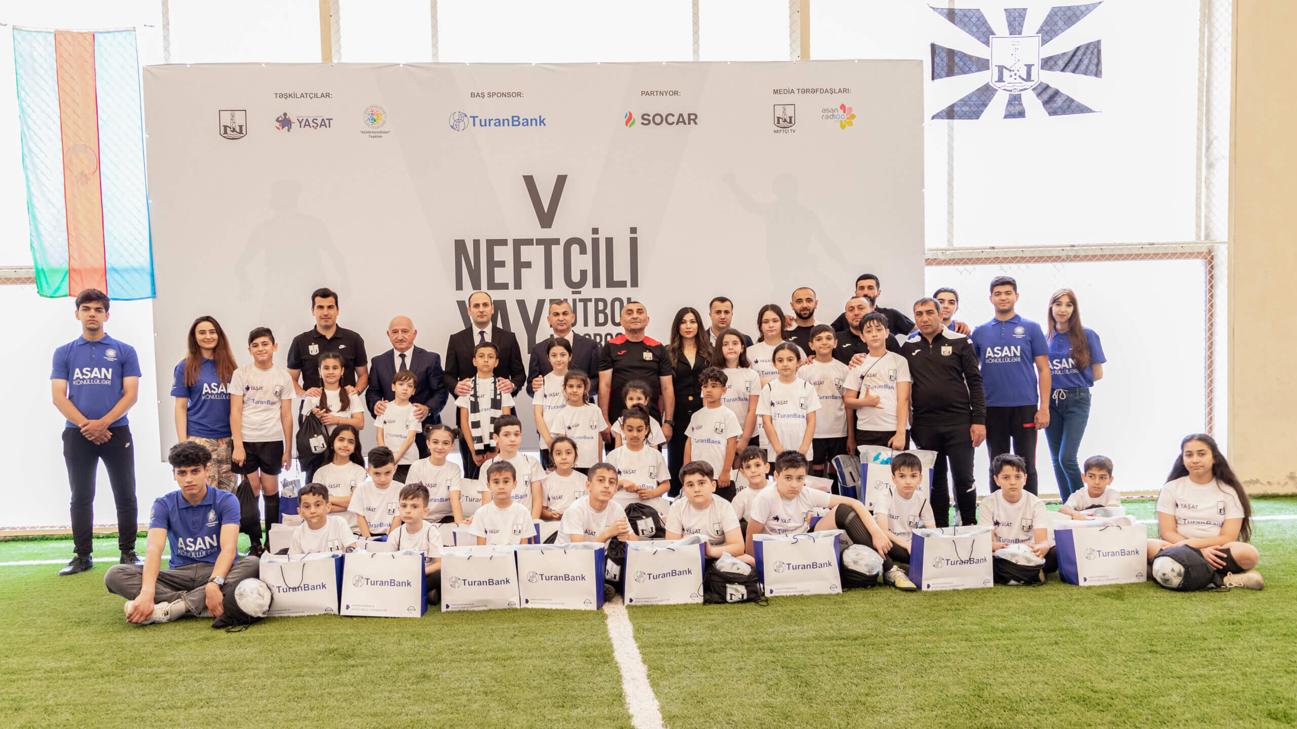 “TuranBank”ın dəstək olduğu “V Neftçili Yay Futbol Düşərgəsi”nə start  verilib