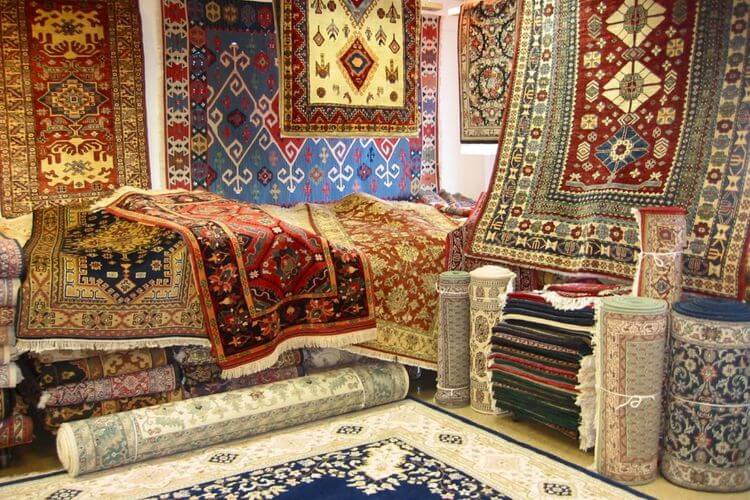 Azərbaycan Türkiyədən xalça idxalını artırıb