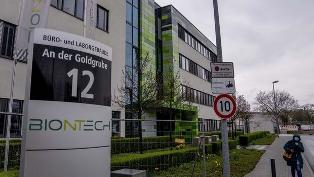 "BioNTech"in xalis mənfəəti ilin birinci yarısında azalıb