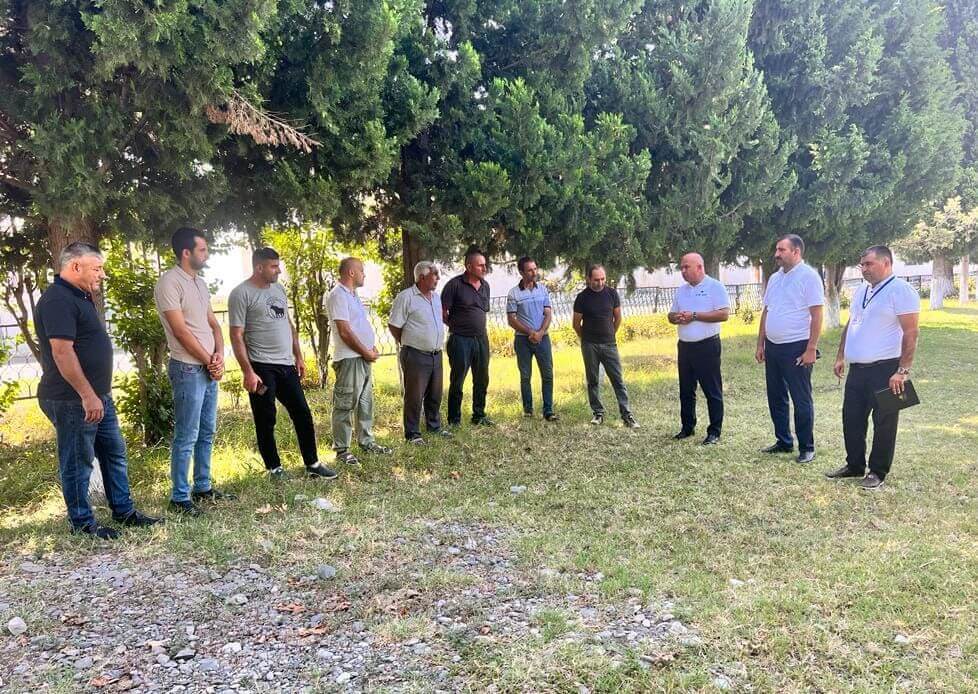 Qarağacı kənd sakinlərinin qaz təchizatı ilə bağlı problem və təklifləri dinlənildi